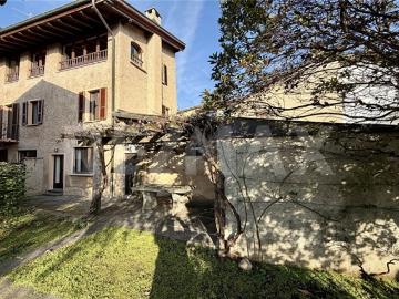 5 Room single house