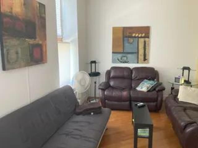 5 rooms apartment of 850m² in Quebec