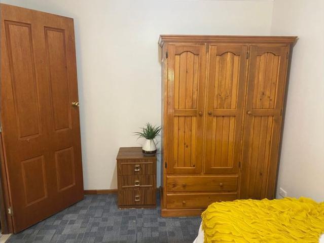 5 Rooms in share house! Furnished! All bills included!