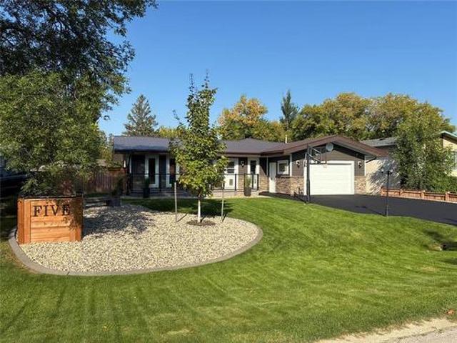 5 Roselawn Bay, Niverville, MB, R0A 1E0 house for sale | Listing ID 202619 | Royal LePage