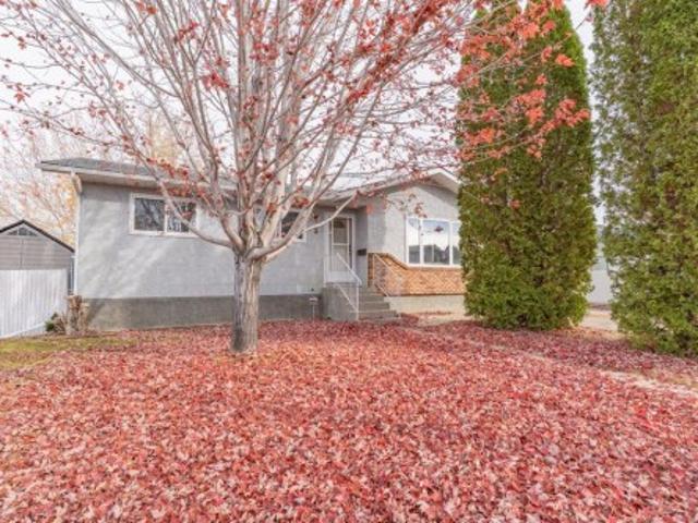 5 Stapeford Crescent Se, Medicine Hat, AB, T1B 3Z1 house for sale | Listing ID A2355 | Royal LePage
