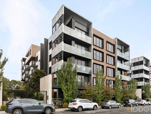5 STAR RESORT LIVING IN THE SOUTHLAND PRECINCT