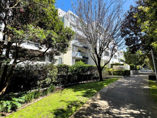 5 Star Resort Style Living in the Heart of Chatswood