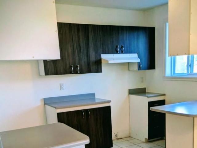 5 ½ STYLE CONDO – Val Bélair –Disponible maintenant