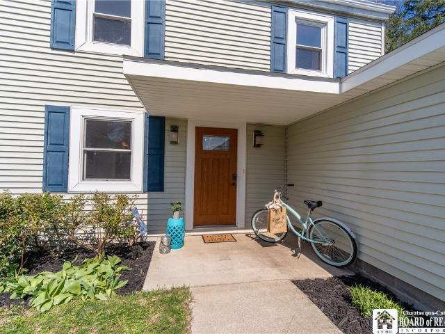5 Sunnyside Avenue