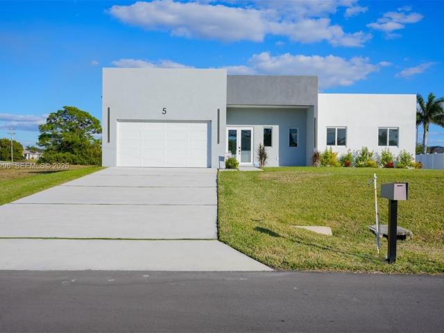 5 SW 26th Pl, Cape Coral, FL 33991 | MLS #A12026
