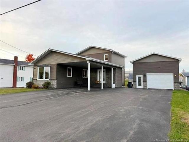 5 Saint Joseph St, Sainte Anne De Madawaska, NB, E7E 1K6 house for sale | Listing ID NB149031 | Royal LePage
