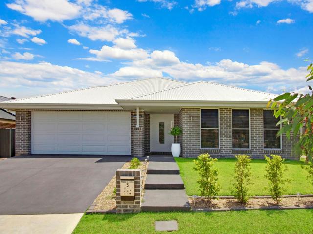 5 Scarborough Rise Jordan Springs