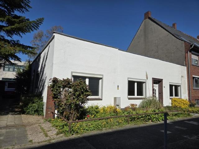 5 Schlafzimmer Villa Wilhelmshaven Wilhelmshaven 105861503