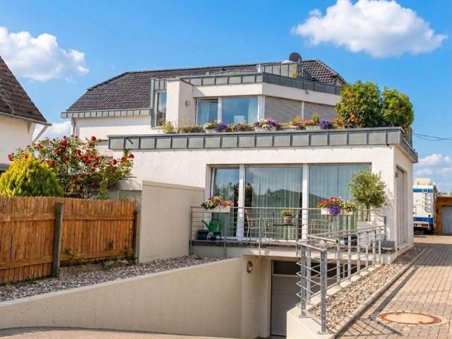 5 Schlafzimmer Villa Niederkassel Niederkassel 105822901