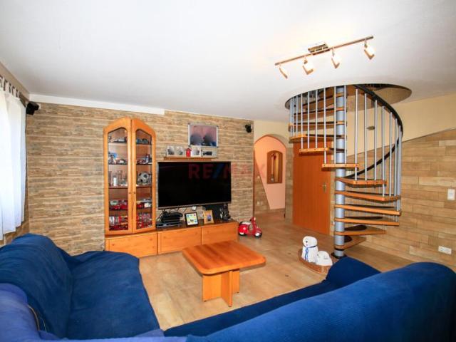 5 Schlafzimmer Wohnung Biebesheim Am Rhein Deutschland 104537334