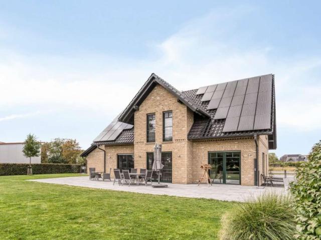 5 Schlafzimmer Haus Rees Rees LS105450851