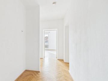 Etagenwohnung zum Verkauf in 9020 - Aufzug