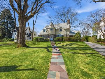 5 Seymour Pl, White Plains, NY 10605 | MLS #984310