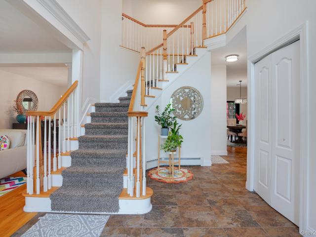 5 Sherwood Court