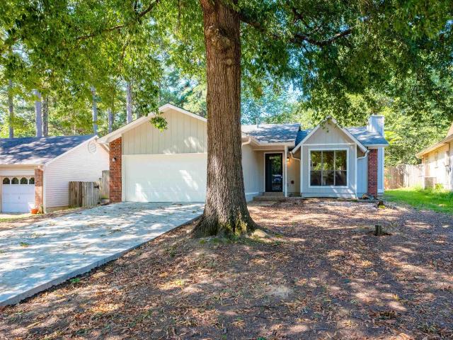 5 Smoking Oaks Drive
