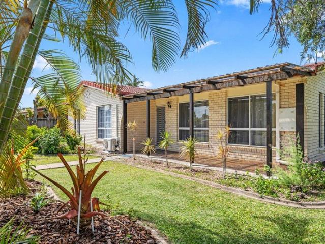 5 TVs & 5 A/Cs Fully renovated, Fully furnished