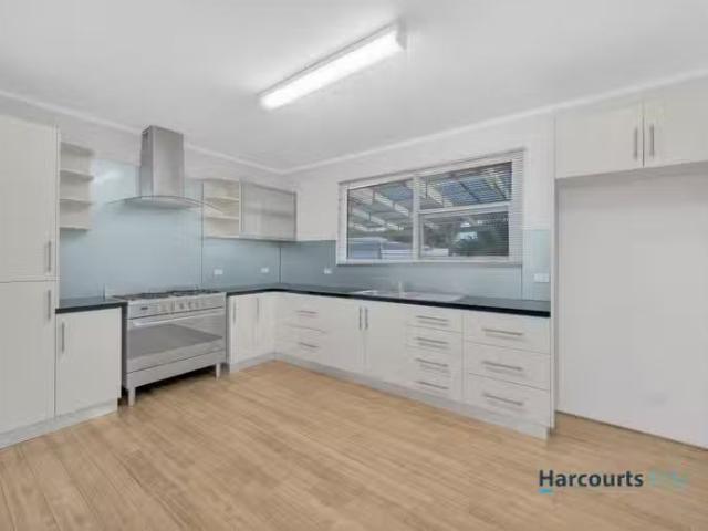 5 Tarton Road, HOLDEN HILL, SA 5088 House for Rent