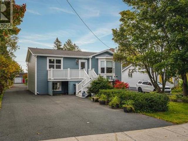5 Teasdale Street, Mount Pearl, NL, A1N 1X2 house for sale | Listing ID 1304 | Royal LePage