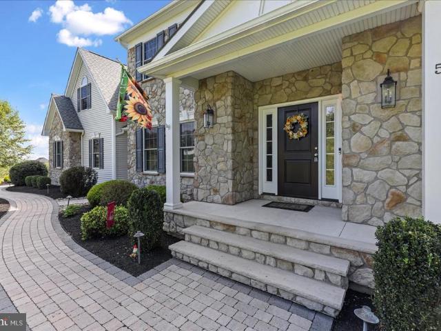 5 Thames Lane