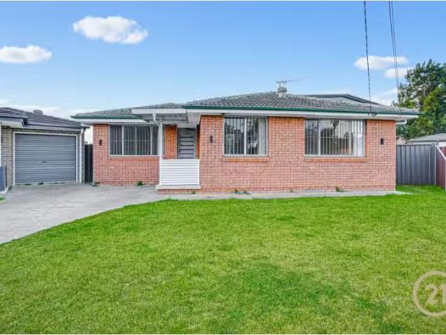 5 Tora Place, Dharruk House for rent Listed by C21 The Paramo.
