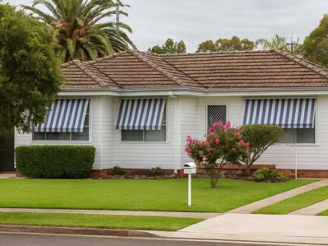 5 Utah Place, TOONGABBIE, NSW 2146 House for Rent