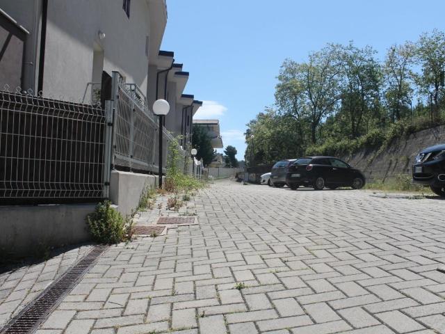 5 vani 120mq