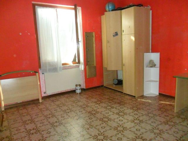 5 vani 130mq