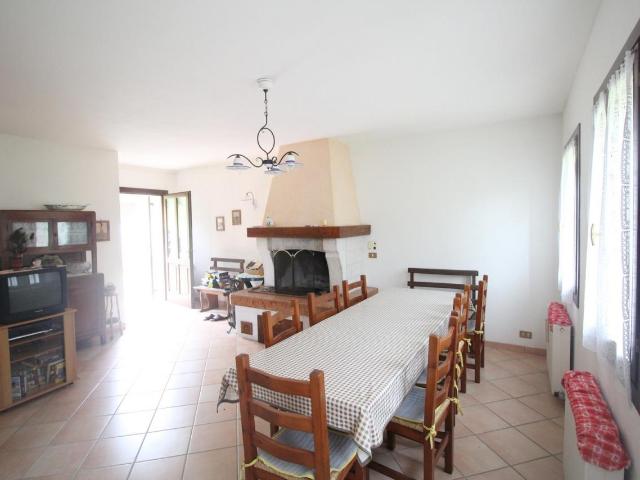 5 vani 142mq