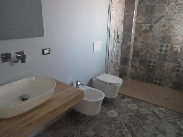 5 vani 180mq
