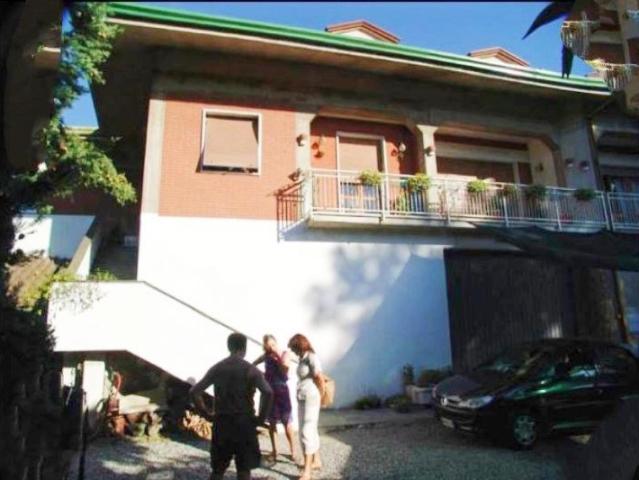 5 vani 230mq