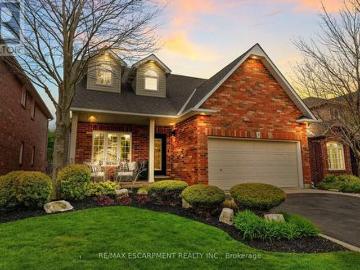 House for sale in Waterdown - Fireplace