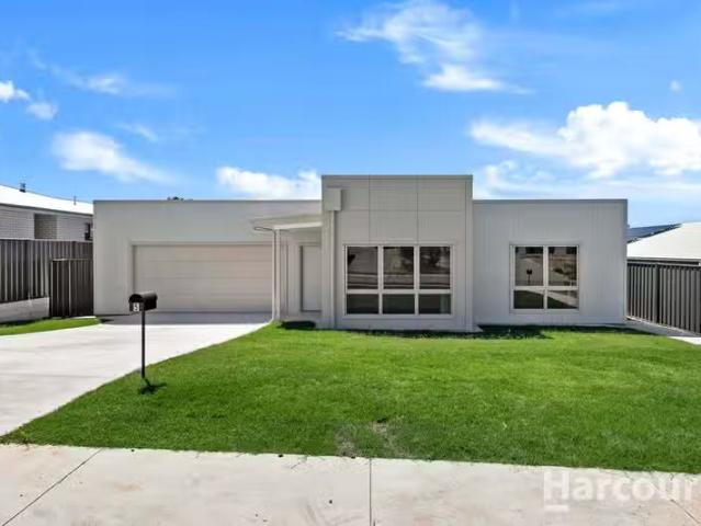 5 Wungul Drive, NIKENBAH, QLD 4655 Duplex for Rent
