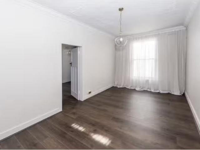 5 Wylde Street, Potts Point Apartment for rent Listed by Yase.