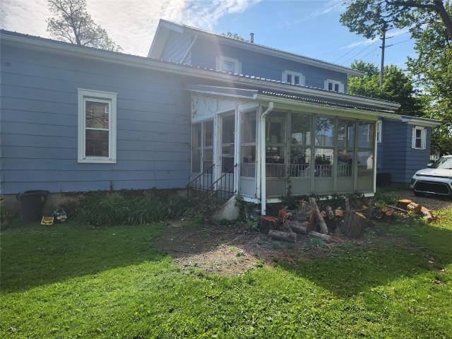 5 w pearl street