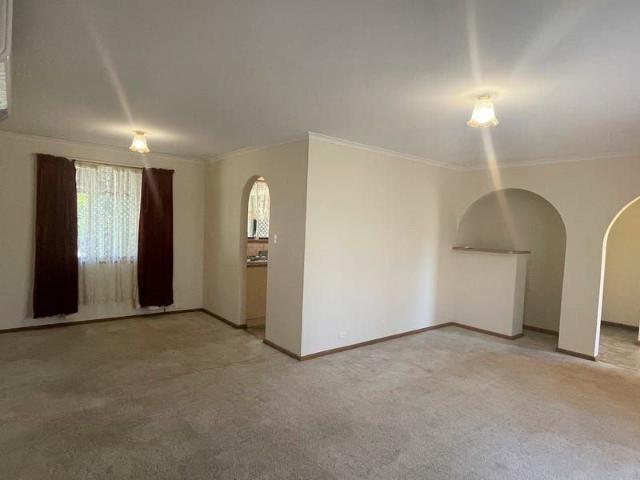 5 Wayside Drive, Hallett Cove