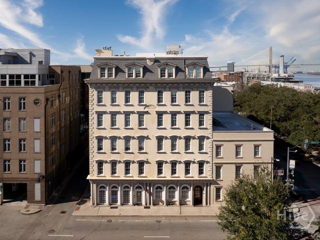 5 Whitaker St, Unit 202E, Savannah, GA 31401 | MLS #SA359046