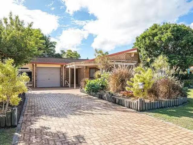 5 Whitby Court, Banksia Beach, QLD 4507