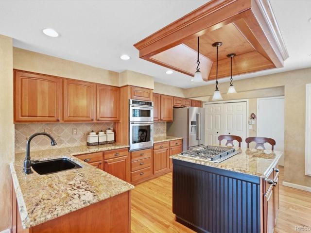 5 White Pine Place