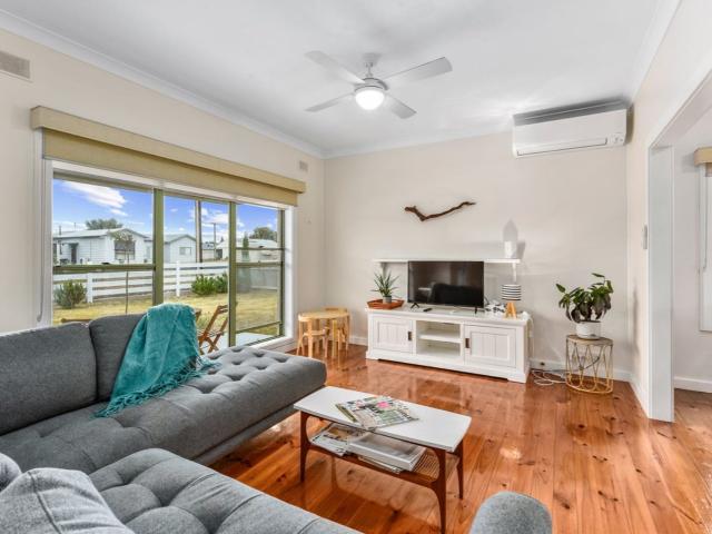 5 Wilhelmina StreetKingston Se SA 5275, Australia