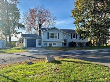 House for sale in Charlotte - Fireplace