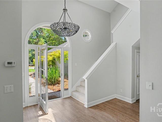 5 Willow Oak Circle