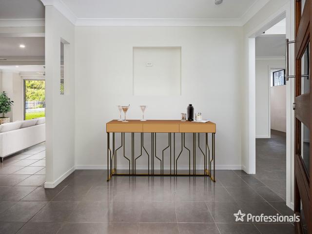 5 Wingara GroveFerny Hills QLD 4055, Australia