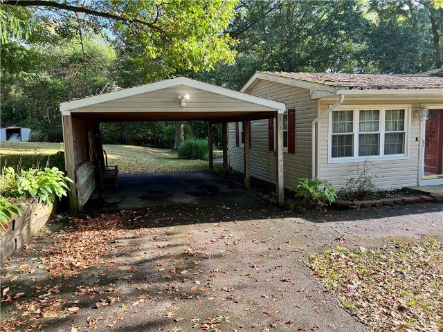 5 Woodbine Dr