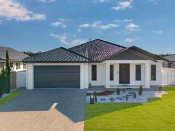 5 Years Old Five Bedrooms, Pool & Space Where It Matters Most