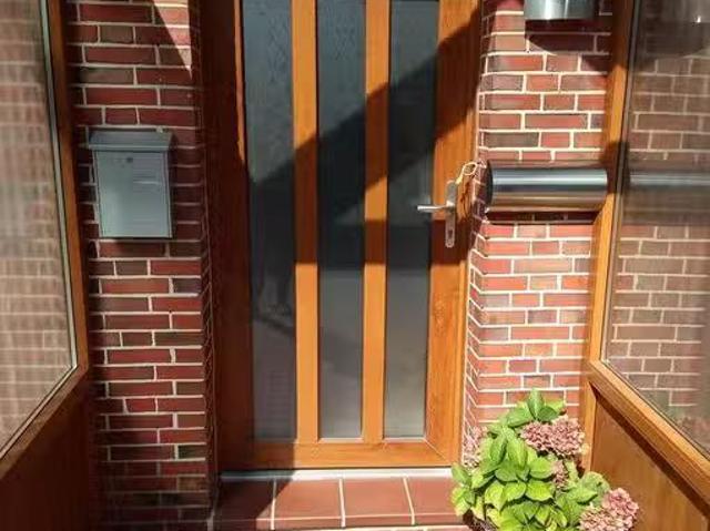 5 Zimmer 65 m² 580 € Kaltmiete Wohnungen in Westoverledin.