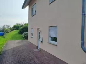 5 Zimmer 70 m² 540 € Kaltmiete Wohnungen in Kleinmaischeid