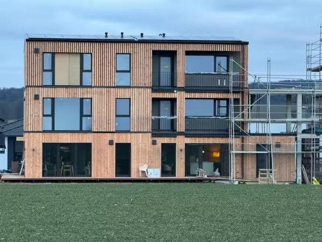 5 Zimmer 93 m² 1 € Kaltmiete Wohnungen in Waldems Ortstei.