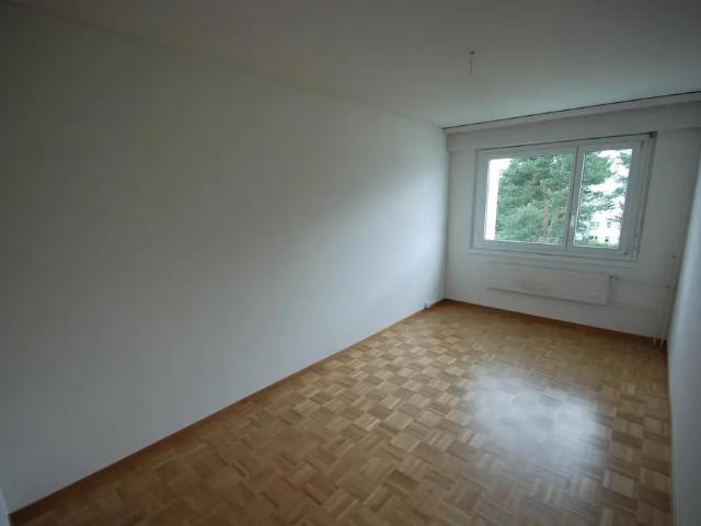 5 Zimmer, 95 m², 2. Stock