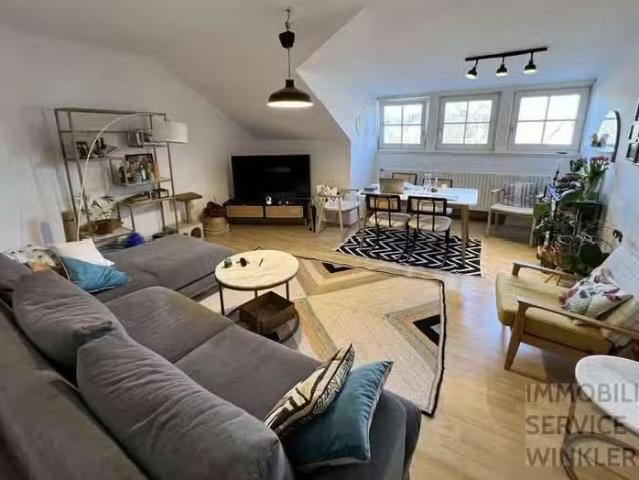 5 Zimmer 102 m² 700 € Kaltmiete Wohnungen in Lemgo